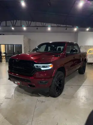 RAM-1500-5.7 V8 GASOLINA LIMITED NIGHT EDITION CD 4X4 AUTOMÁTICO RAM-1500-2023