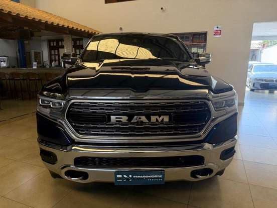 RAM-1500-5.7 V8 GASOLINA LIMITED CD 4X4 AUTOMÁTICO RAM-1500-2023