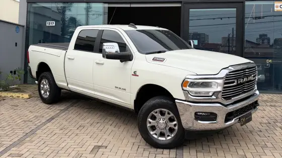 RAM 2500 6.7 I6 TURBO DIESEL LARAMIE CD 4X4 AUTOMÁTICO