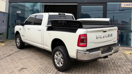 RAM-2500-6.7 I6 TURBO DIESEL LARAMIE CD 4X4 AUTOMÁTICO RAM-2500-2023