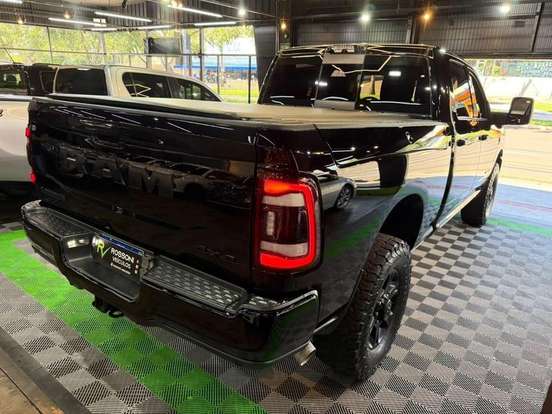 RAM-2500-6.7 I6 TURBO DIESEL LARAMIE NIGHT EDITION CD 4X4 AUTOMÁTICO RAM-2500-2023
