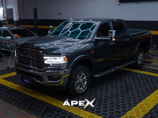 RAM-3500-6.7 I6 TURBO DIESEL LARAMIE CD 4X4 AUTOMÁTICO RAM-3500-2022