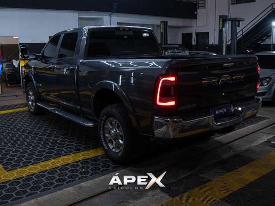 RAM-3500-6.7 I6 TURBO DIESEL LARAMIE CD 4X4 AUTOMÁTICO RAM-3500-2022