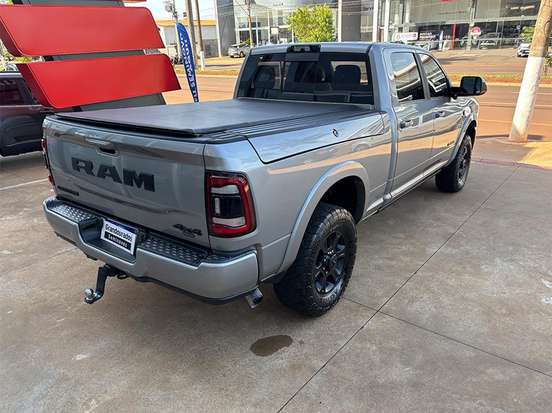 RAM-3500-6.7 I6 TURBO DIESEL LARAMIE NIGHT EDITION CD 4X4 AUTOMÁTICO RAM-3500-2022