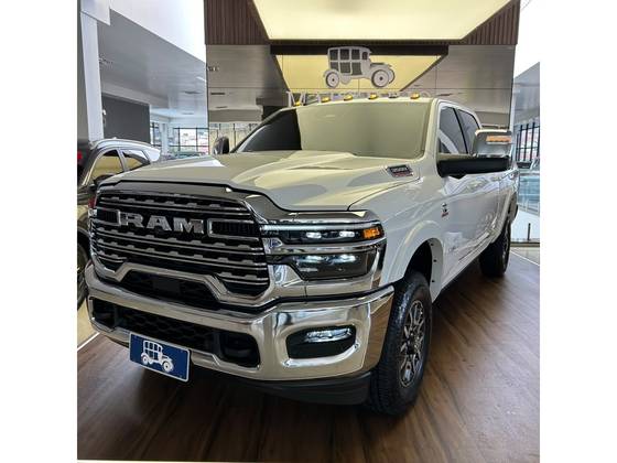 RAM 3500 6.7 I6 TURBO DIESEL LIMITED LONGHORN CD 4X4  AUTOMÁTICO