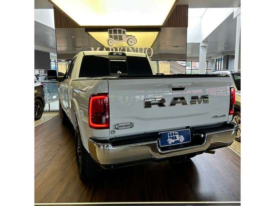 RAM-3500-6.7 I6 TURBO DIESEL LIMITED LONGHORN CD 4X4 AUTOMÁTICO RAM-3500-2026
