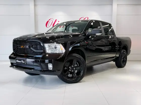 RAM CLASSIC 5.7 V8 GASOLINA LARAMIE NIGHT EDITION CD 4X4 AUTOMÁTICO