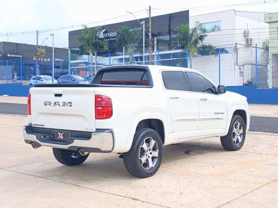 RAM-RAMPAGE-2.0 HURRICANE 4 TURBO GASOLINA LARAMIE 4X4 AUTOMÁTICO RAM-RAMPAGE-2023