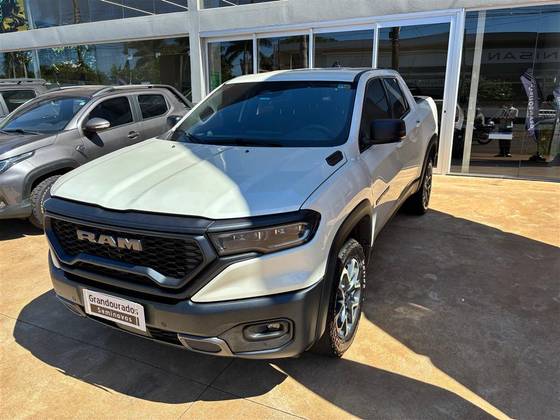 RAM RAMPAGE 2.0 TURBO DIESEL REBEL 4X4 AUTOMÁTICO