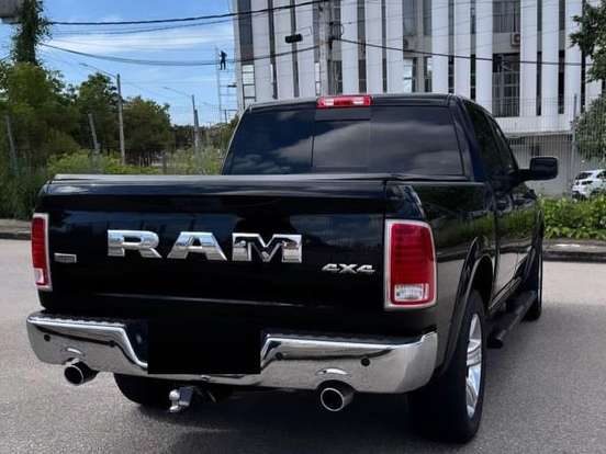 RAM-1500-5.7 V8 GASOLINA REBEL CD 4X4 AUTOMÁTICO RAM-1500-2022