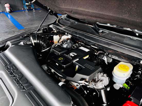RAM-3500-6.7 I6 TURBO DIESEL LARAMIE NIGHT EDITION CD 4X4 AUTOMÁTICO RAM-3500-2022