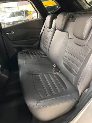RENAULT-CAPTUR-2021