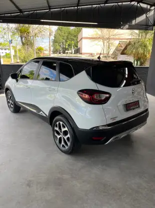 RENAULT-CAPTUR-2020