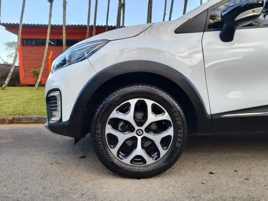 RENAULT-CAPTUR-1.6 16V SCE FLEX INTENSE X-TRONIC RENAULT-CAPTUR-2018
