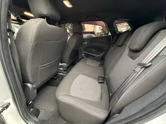 RENAULT-CAPTUR-2020