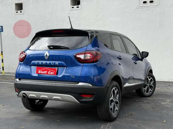 RENAULT-CAPTUR-2021