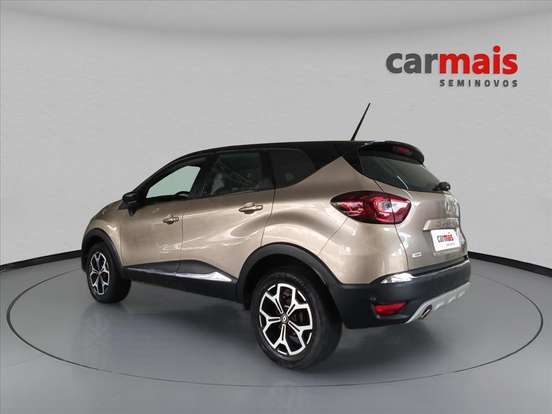 RENAULT-CAPTUR-2021