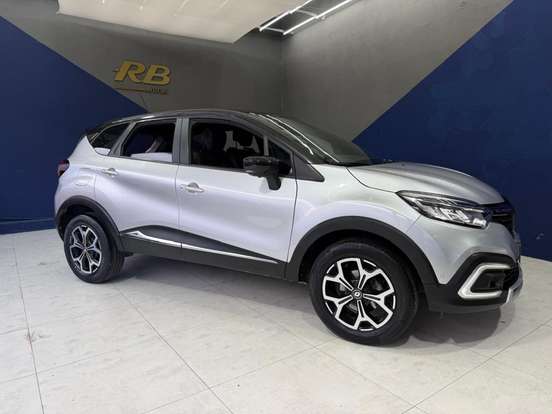 RENAULT-CAPTUR-2021