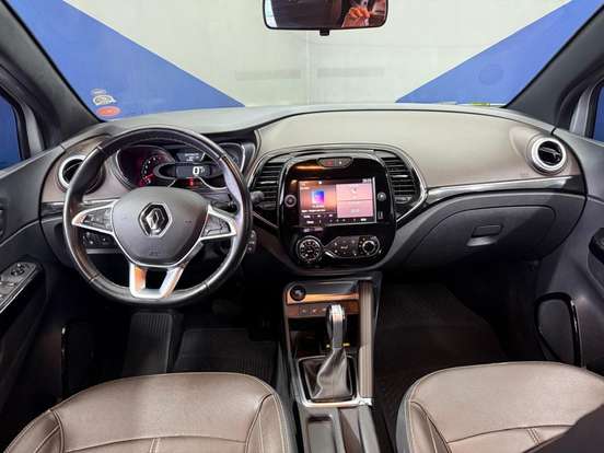 RENAULT-CAPTUR-2021