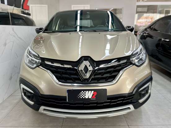 RENAULT-CAPTUR-2021