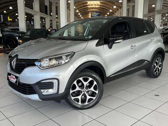 RENAULT-CAPTUR-2017