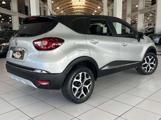 RENAULT-CAPTUR-1.6 16V SCE FLEX INTENSE X-TRONIC RENAULT-CAPTUR-2017