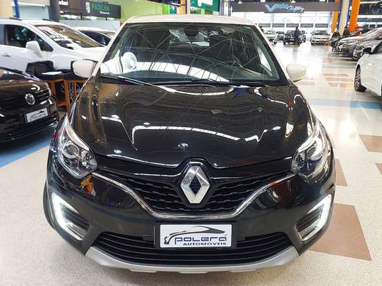RENAULT-CAPTUR-2017