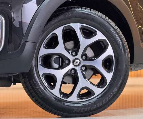 RENAULT-CAPTUR-2018