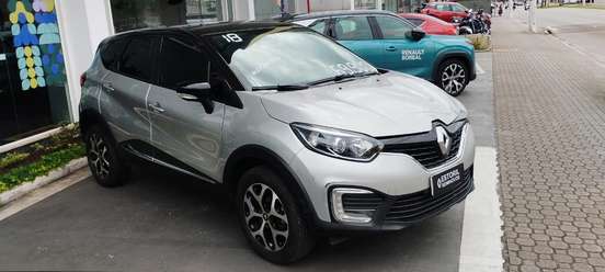 RENAULT-CAPTUR-2017