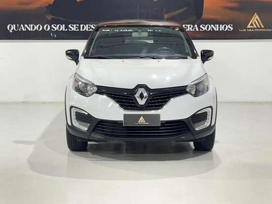 RENAULT-CAPTUR-2019