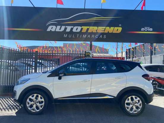 RENAULT-CAPTUR-2018