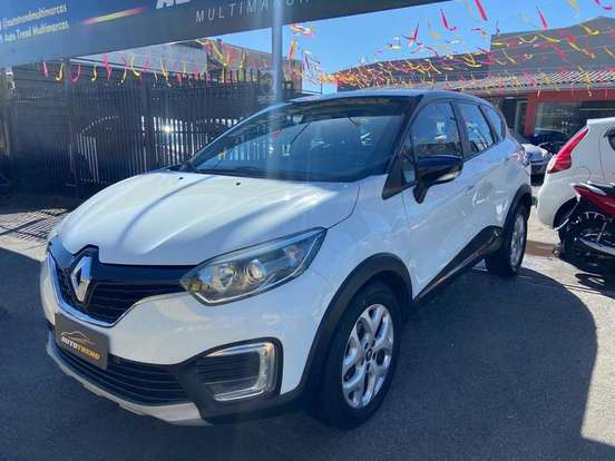 RENAULT-CAPTUR-2018