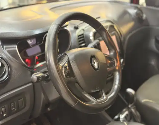 RENAULT-CAPTUR-2.0 16V HI-FLEX INTENSE AUTOMÁTICO RENAULT-CAPTUR-2017
