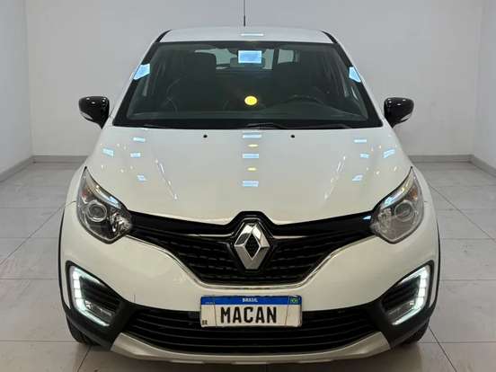 RENAULT-CAPTUR-2018