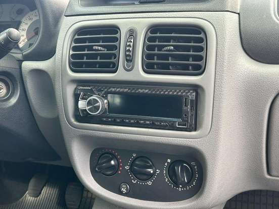 RENAULT-CLIO-1.0 AUTHENTIQUE 16V HI-FLEX 2P MANUAL RENAULT-CLIO-2006