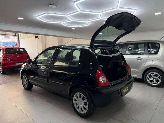 RENAULT-CLIO-1.0 CAMPUS 16V FLEX 4P MANUAL RENAULT-CLIO-2011