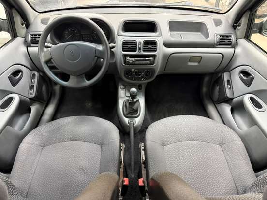 RENAULT-CLIO-1.0 CAMPUS 16V FLEX 4P MANUAL RENAULT-CLIO-2011