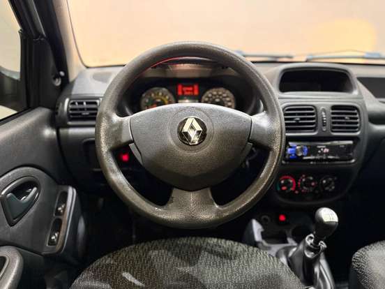 RENAULT-CLIO-2013