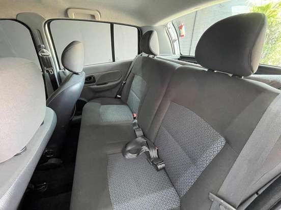 RENAULT-CLIO-2006
