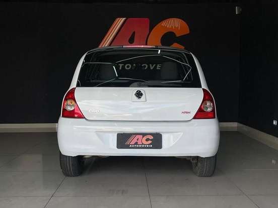 RENAULT-CLIO-2006