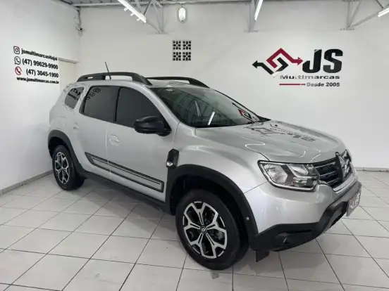 RENAULT-DUSTER-2022
