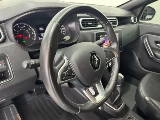 RENAULT-DUSTER-2022
