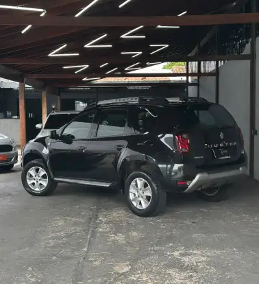 RENAULT-DUSTER-2016