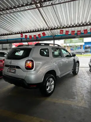 RENAULT-DUSTER-2024
