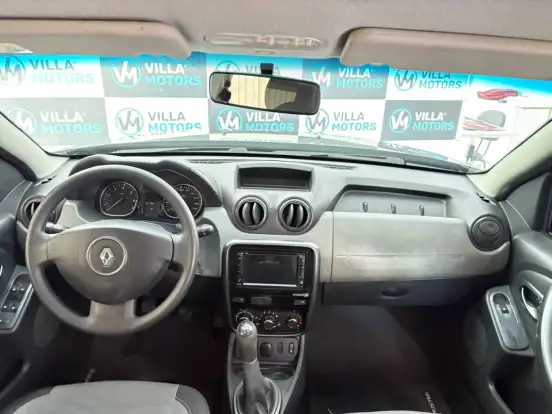 RENAULT-DUSTER-2014
