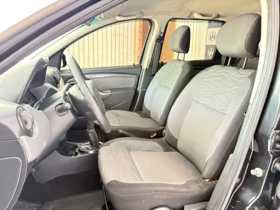 RENAULT-DUSTER-2014