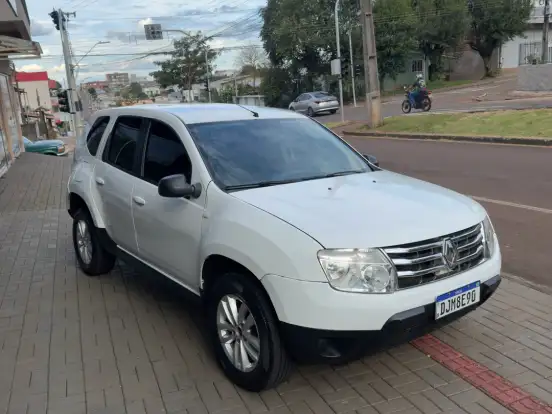 RENAULT-DUSTER-1.6 4X2 16V FLEX 4P MANUAL RENAULT-DUSTER-2014