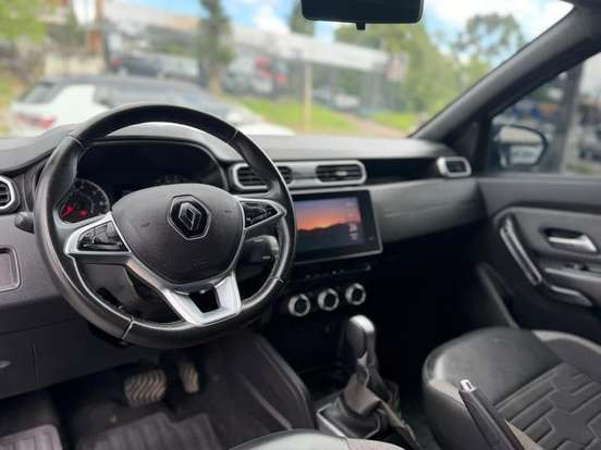 RENAULT-DUSTER-2022