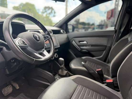 RENAULT-DUSTER-2022