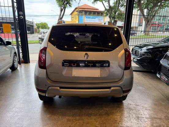 RENAULT-DUSTER-2016